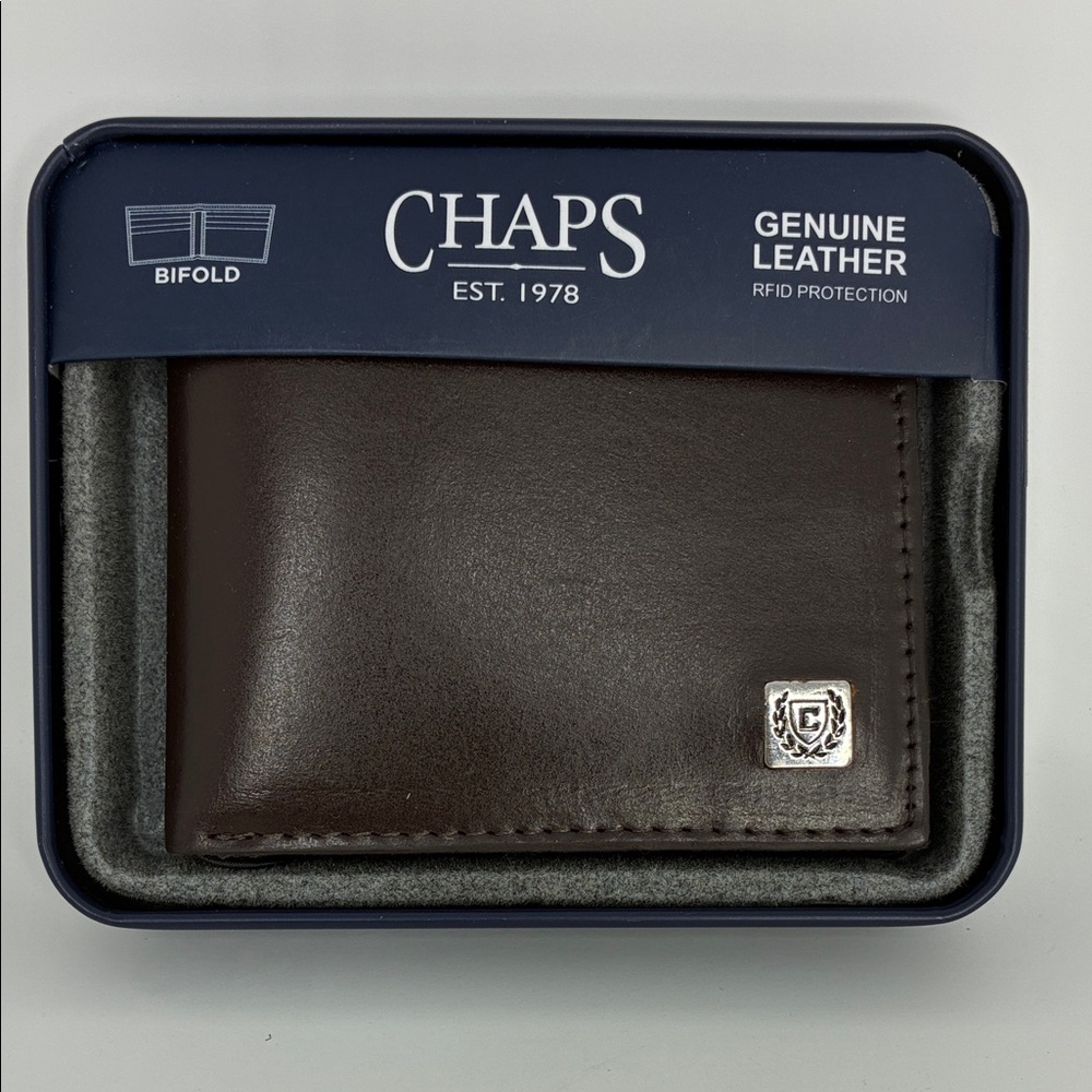 NWT Chaps Brown Leather Bifold Wallet with tin box